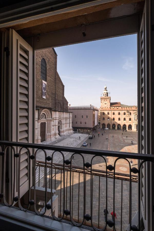 Urbanicooh Asinelli - Balcony On Piazza Maggiore Bologna Exterior foto